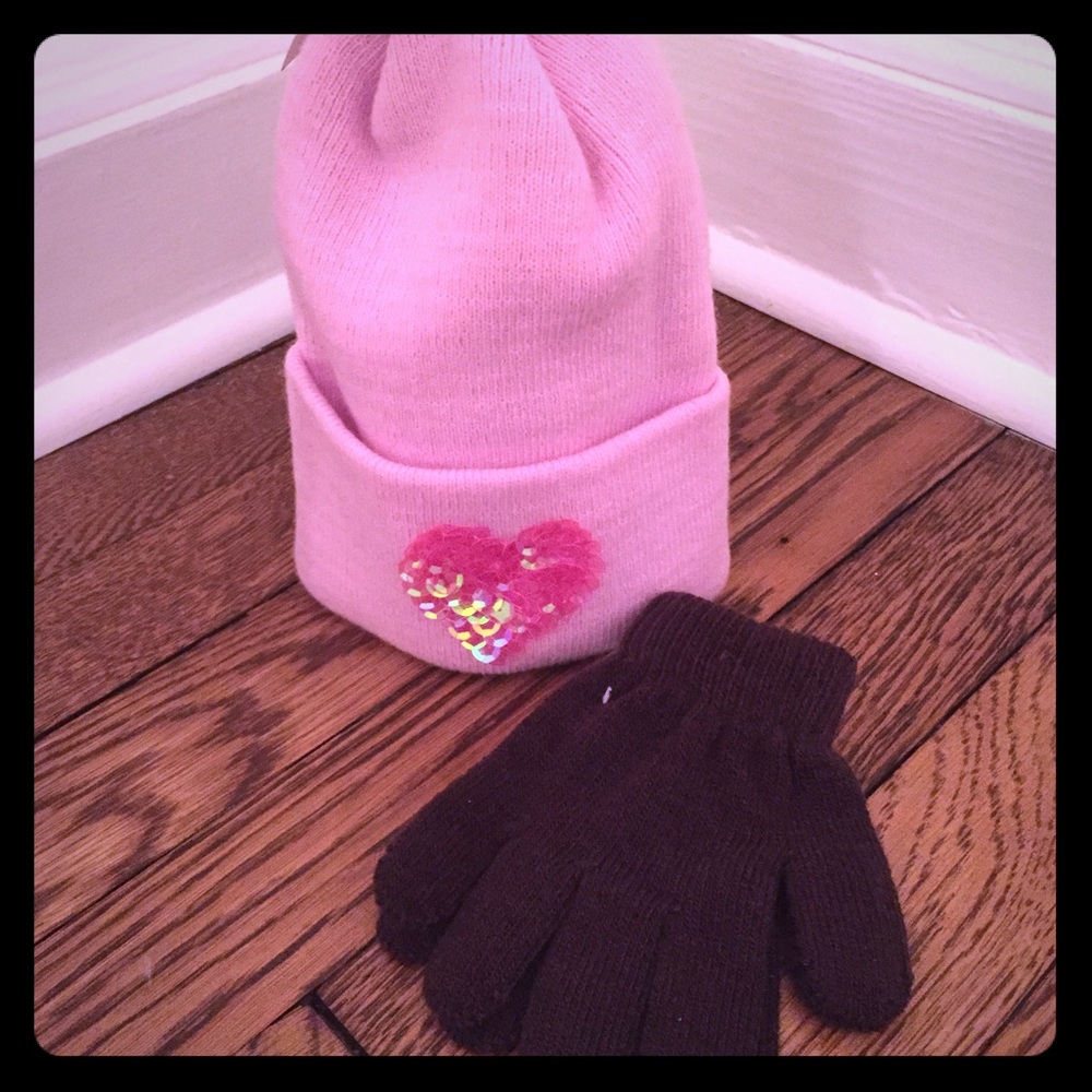 Hat & Gloves